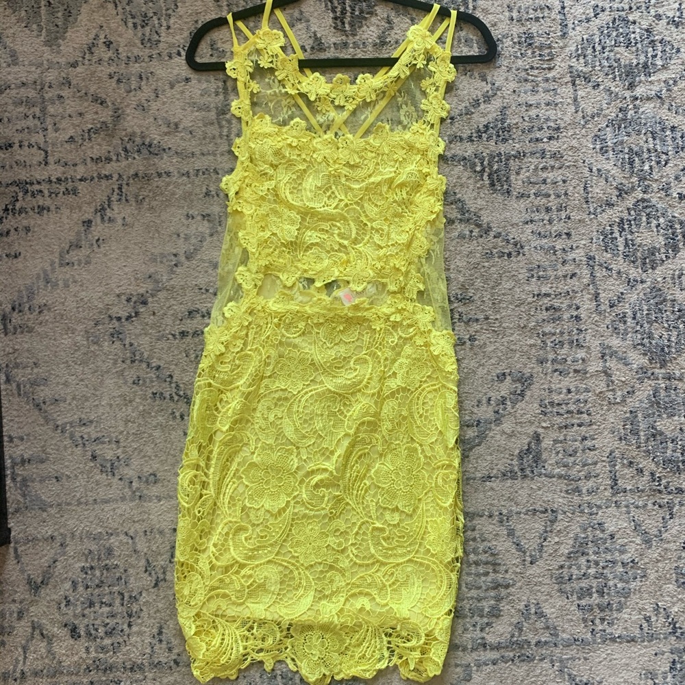 Yellow Strappy-Back Lace Dress